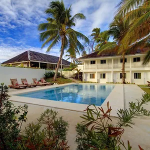 3* Station touristique Momo House
